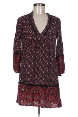Kleid Vero Moda, Größe S, Farbe Mehrfarbig, Preis 13,82 €