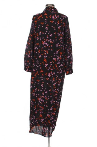 Šaty  Vero Moda, Veľkosť M, Farba Viacfarebná, Cena  19,95 €