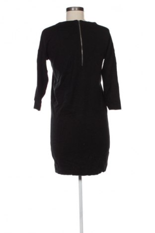 Kleid Vero Moda, Größe XS, Farbe Schwarz, Preis 14,00 €