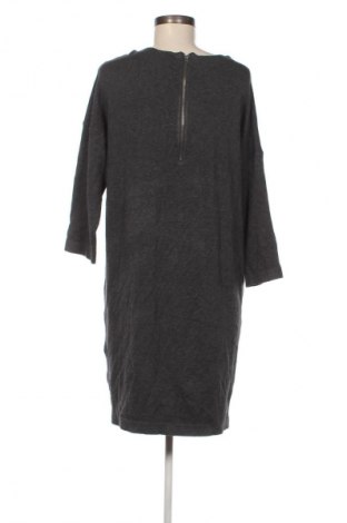 Sukienka Vero Moda, Rozmiar L, Kolor Szary, Cena 62,92 zł