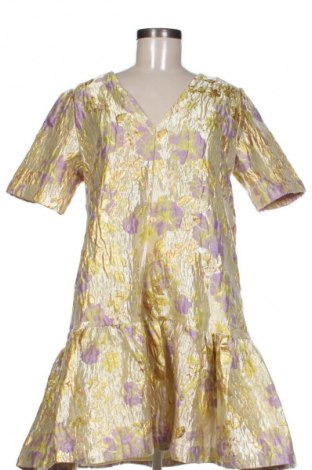 Kleid Y.A.S, Größe L, Farbe Mehrfarbig, Preis € 49,10