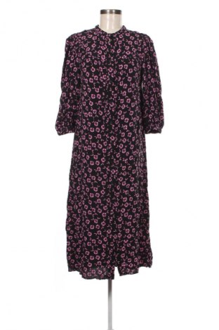 Рокля Zara, Размер M, Цвят Многоцветен, Цена 34,99 лв.