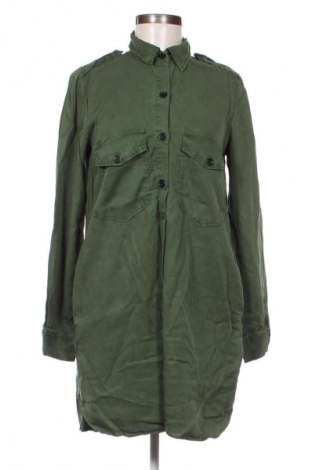 Kleid Zara, Größe M, Farbe Grün, Preis 13,80 €