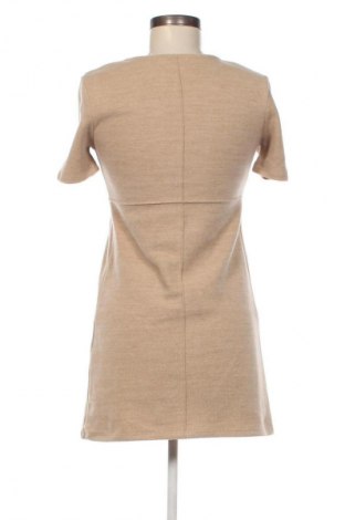Rochie Zara, Mărime S, Culoare Bej, Preț 93,99 Lei