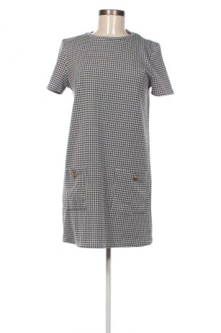 Kleid Zara Trafaluc, Größe M, Farbe Mehrfarbig, Preis € 33,99