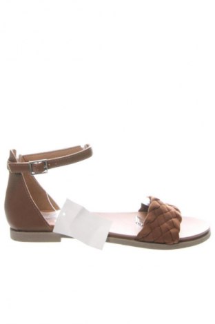 Sandale Anko, Mărime 37, Culoare Maro, Preț 80,99 Lei