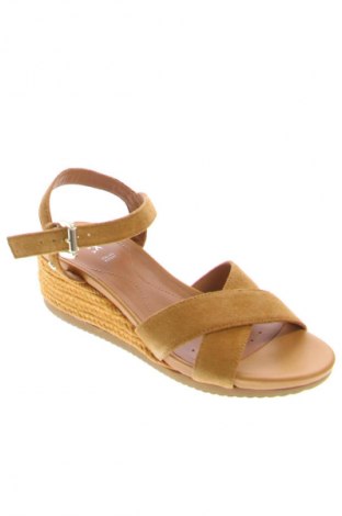Sandale Geox, Mărime 37, Culoare Maro, Preț 564,99 Lei