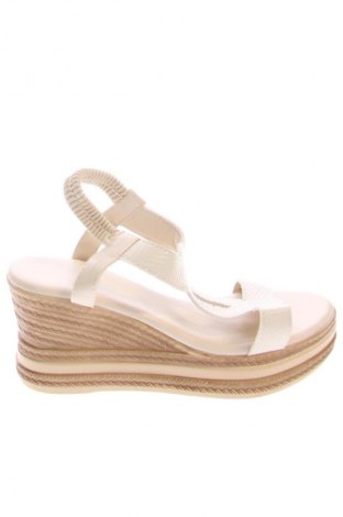 Sandalen Unbranded, Größe 35, Farbe Weiß, Preis 29,23 €