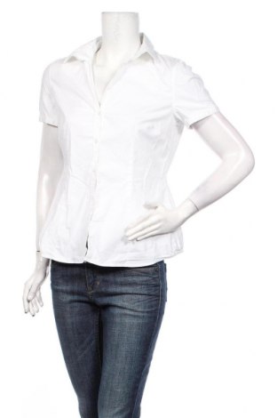 Дамска риза Montego, Размер M, Цвят Бял, 97% памук, 3% еластан, Цена 24,00 лв.