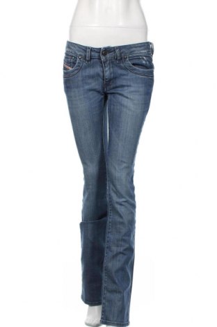 Damskie jeansy Diesel, Rozmiar M, Kolor Niebieski, 98% bawełna, 2% elastyna, Cena 166,32 zł