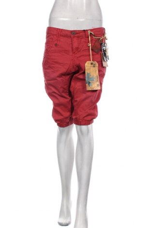 Γυναικείο κοντό παντελόνι Khujo, Μέγεθος M, Χρώμα Κόκκινο, Τιμή 16,62 €