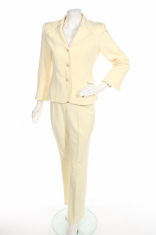 Дамски костюм Apart, Размер S, Цвят Жълт, 64% полиестер, 33% вискоза, 3% еластан, Цена 58,90 лв.