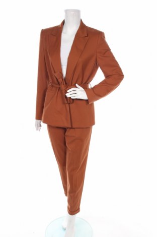 Damen Kostüm Montego, Größe M, Farbe Braun, Preis 79,18 €