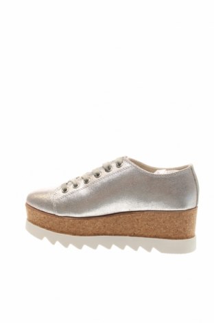 Дамски обувки Steve Madden, Размер 38, Цвят Сребрист, Естествена кожа, Цена 107,60 лв.
