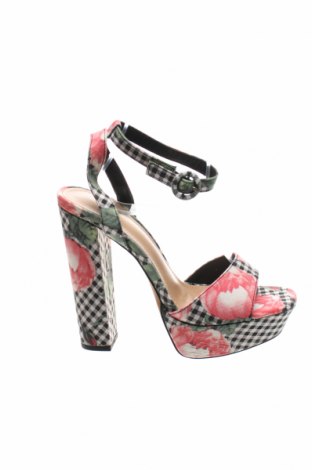 Сандали Shoedazzle, Размер 39, Цвят Многоцветен, Цена 89,00 лв.