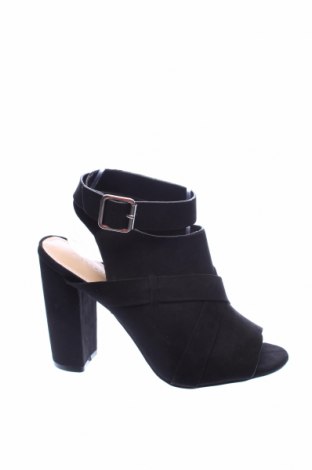Сандали Shoedazzle, Размер 38, Цвят Черен, Цена 27,65 лв.