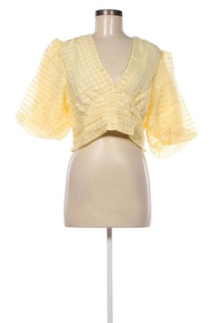Γυναικεία μπλούζα Gina Tricot, Μέγεθος L, Χρώμα Κίτρινο, Τιμή 3,30 €