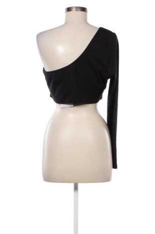 Γυναικεία μπλούζα Glamorous, Μέγεθος XL, Χρώμα Μαύρο, Τιμή 37,11 €