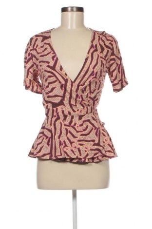 Γυναικεία μπλούζα Levete Room, Μέγεθος XS, Χρώμα Πολύχρωμο, Τιμή 52,58 €