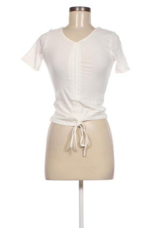 Дамска блуза Trendyol, Размер L, Цвят Бял, Цена 10,80 лв.