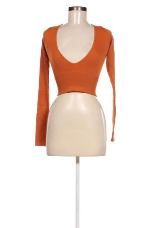 Дамска блуза Urban Outfitters, Размер S, Цвят Оранжев, Цена 32,40 лв.