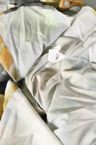 Γυναικείο πουκάμισο SHEIN, Μέγεθος S, Χρώμα Πολύχρωμο, Τιμή 3,51 €
