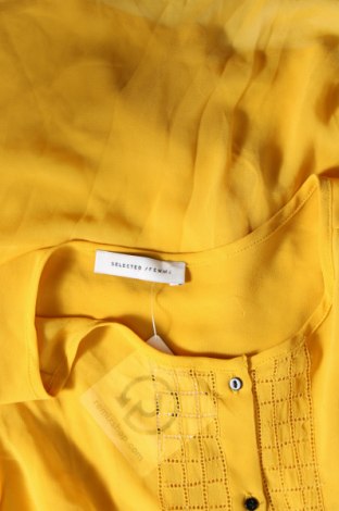 Дамска риза Selected Femme, Размер XS, Цвят Жълт, Цена 3,19 лв.