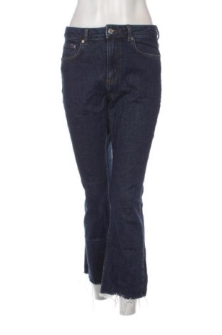 Дамски дънки Perfect Jeans By Gina Tricot, Размер M, Цвят Син, Цена 14,40 лв.