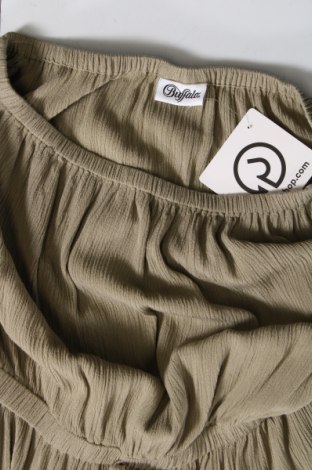 Damen Overall Buffalo, Größe S, Farbe Grün, Preis 7,24 €