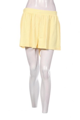 Дамски къс панталон ASOS, Размер M, Цвят Жълт, Цена 8,64 лв.