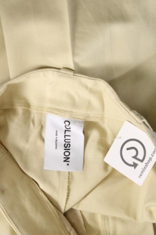 Γυναικείο κοντό παντελόνι Collusion, Μέγεθος M, Χρώμα  Μπέζ, Τιμή 6,96 €