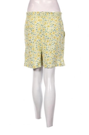 Дамски къс панталон Gina Tricot, Размер S, Цвят Многоцветен, Цена 8,00 лв.