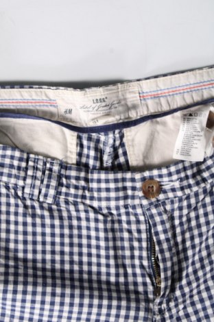 Pantaloni scurți de femei H&M L.O.G.G., Mărime M, Culoare Multicolor, Preț 62,50 Lei