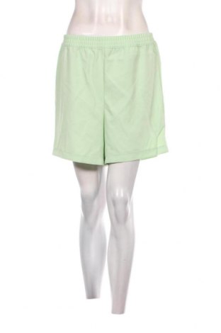 Дамски къс панталон JJXX, Размер L, Цвят Зелен, Цена 8,64 лв.