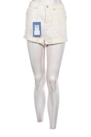 Γυναικείο κοντό παντελόνι JJXX, Μέγεθος S, Χρώμα Εκρού, Τιμή 4,45 €
