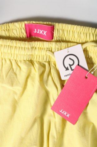 Дамски къс панталон JJXX, Размер S, Цвят Жълт, Цена 28,80 лв.