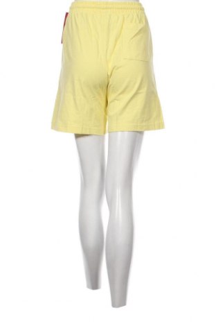 Дамски къс панталон JJXX, Размер XS, Цвят Жълт, Цена 28,80 лв.