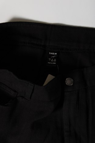 Дамски къс панталон SHEIN, Размер L, Цвят Черен, Цена 8,37 лв.