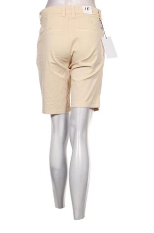 Дамски къс панталон Selected Femme, Размер S, Цвят Бежов, Цена 82,00 лв.