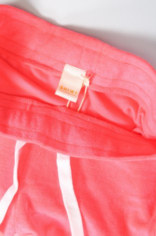 Pantaloni scurți de femei Shiwi, Mărime XS, Culoare Roz, Preț 21,32 Lei