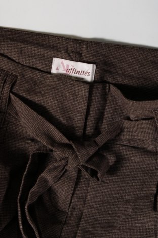Pantaloni de femei Affinites by Armand Thiery, Mărime M, Culoare Maro, Preț 12,66 Lei