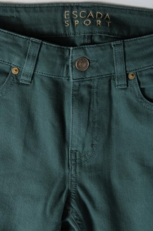 Damen Jeans Escada Sport, Größe S, Farbe Grün, Preis 17,73 €