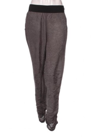 Дамски панталон Limited Collection, Размер M, Цвят Сив, Цена 15,95 лв.