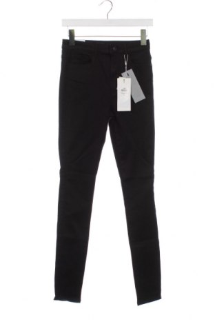 Γυναικείο παντελόνι ONLY, Μέγεθος M, Χρώμα Μαύρο, Τιμή 6,12 €