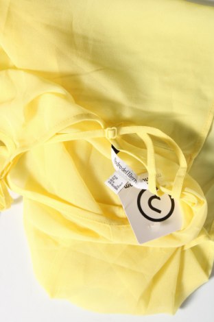 Γυναικείο αμάνικο μπλουζάκι Pedro Del Hierro, Μέγεθος S, Χρώμα Κίτρινο, Τιμή 3,29 €