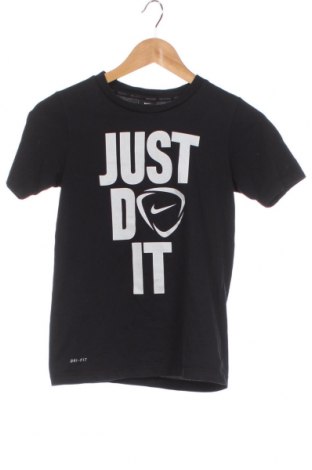 Dětské tričko  Nike, Velikost 8-9y/ 134-140 cm, Barva Černá, Cena  382,00 Kč