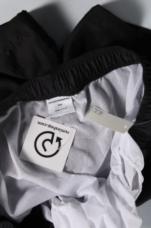 Мъжки къс панталон Amazon Essentials, Размер S, Цвят Черен, Цена 34,00 лв.