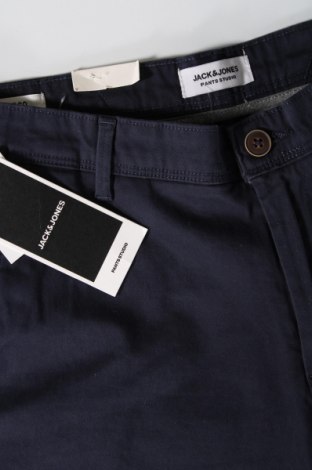 Мъжки панталон Jack & Jones, Размер L, Цвят Син, Цена 82,00 лв.