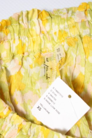 Пижама Urban Outfitters, Размер XS, Цвят Многоцветен, Цена 5,98 лв.