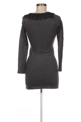 Kleid Promod, Größe M, Farbe Grau, Preis 23,66 €